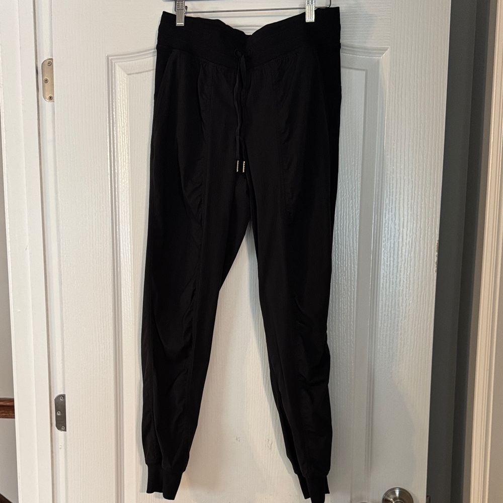Lululemon Athletica Dance Studio pant sz 8